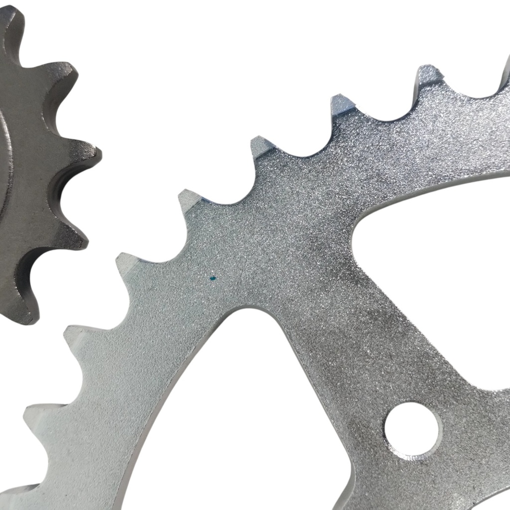 Kit Piñon Y Corona Con Cadena Para Motos - 3