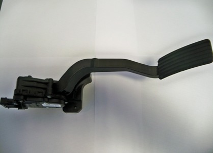 [93303984] Pedal De Acelerador